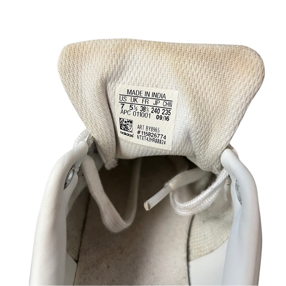 Adidas Stan Smith Sneakers. Fit like size 8 or 8.5 - Picture 7 of 7